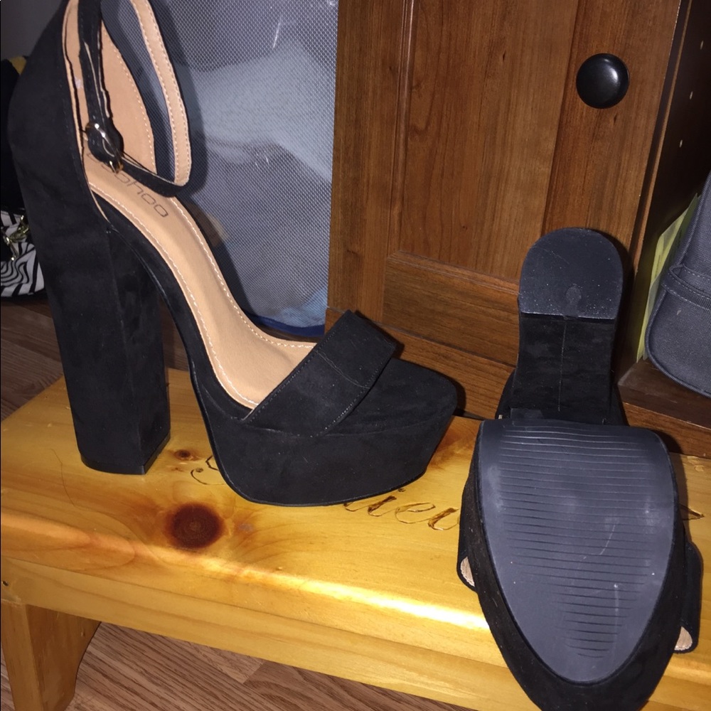 Boohoo Black Heals